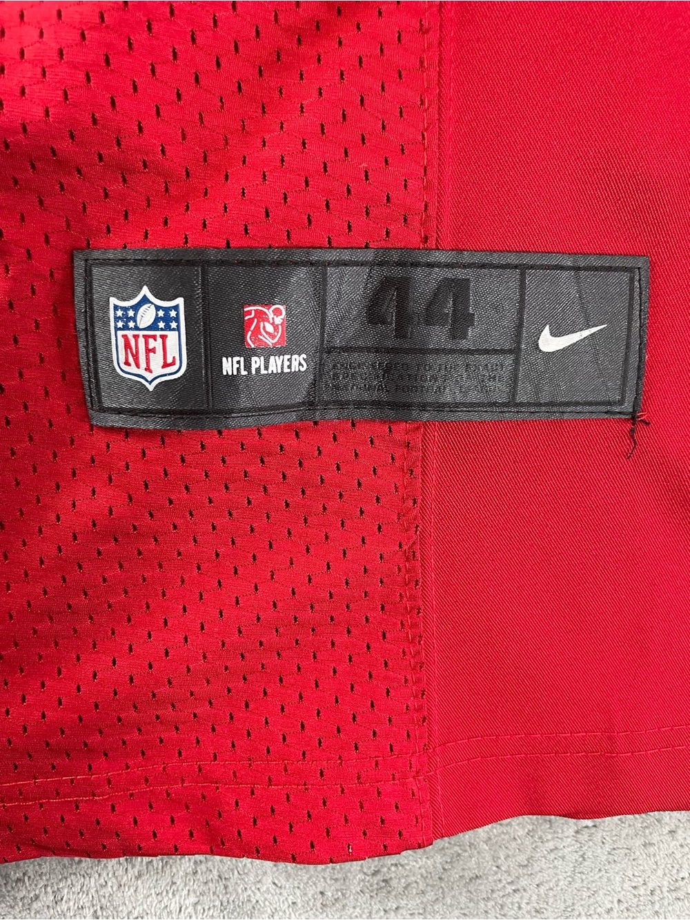 San Francisco 49ers Kaepernick #7 Jersey Men’s 44
Size: 44 (Large)
Pit to pit a - Picture 2 of 16